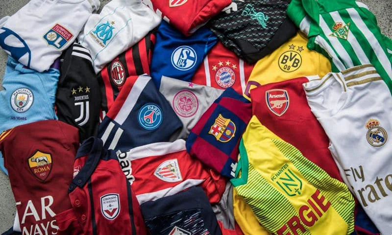 TOUS LES MAILLOTS